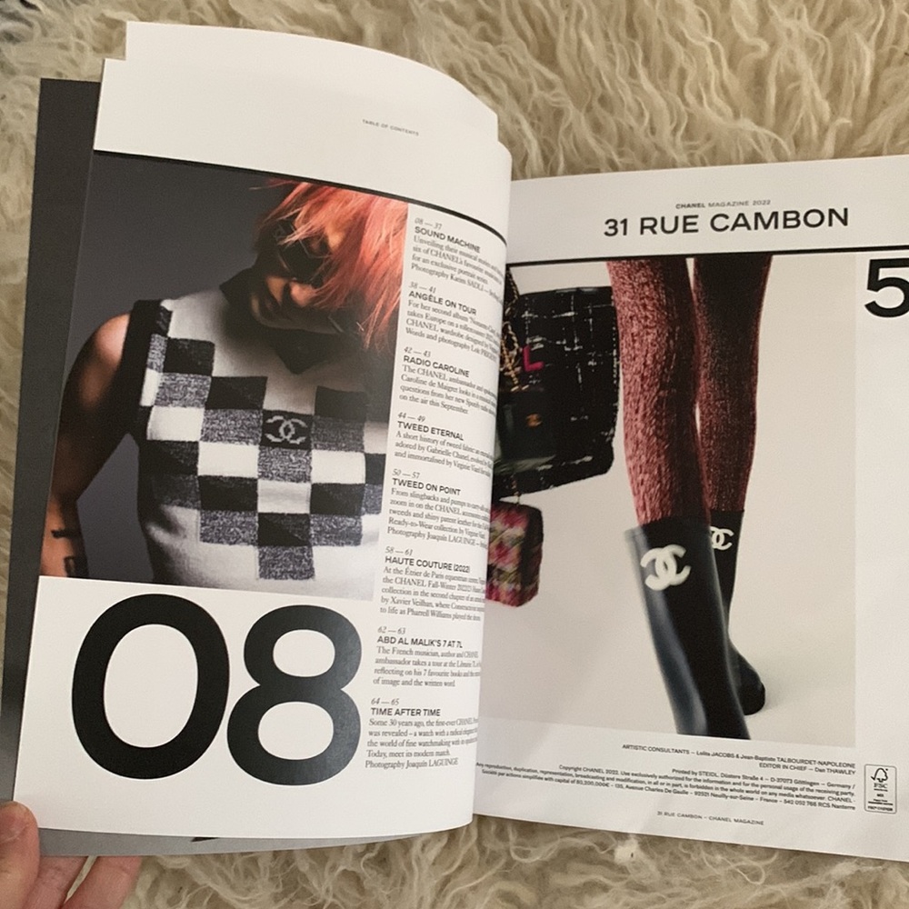 CHANEL Magazine New! Coffee Table Book :) - Picture 3 of 7